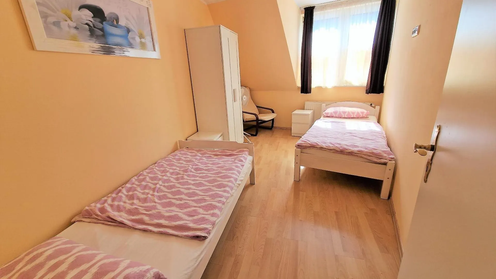 W1-3 Messe Monteurzimmer Koeln Aparthotel Kolín nad Rýnem
